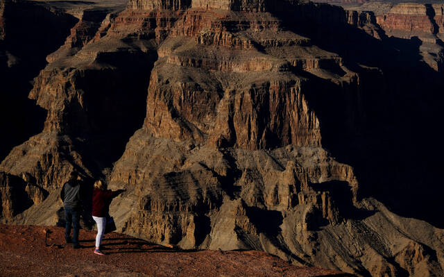 9035812_web1_2025-11-10T170156Z_287514116_MT1USDAYNETNP87193807007_FRTPIP_4_USA-TODAY-NETWORK