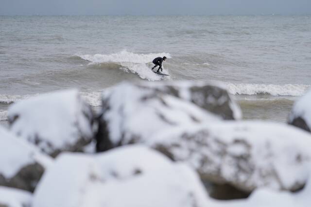 9036083_web1_9036083-595642e39ba3481d92d10f8aa4f7060c