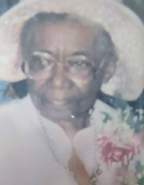 9036727_web1_her-mayor-112025-6