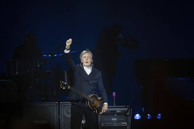 9036745_web1_ptr-PaulMcCartney-1112256