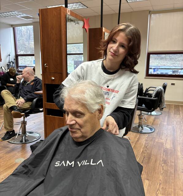 9036997_web1_naj-VetsBib-112025