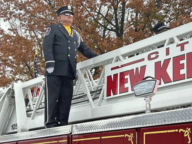 9037048_web1_VND-Lower-Burrell-Veterans-Day-parade-Nov-2025-007