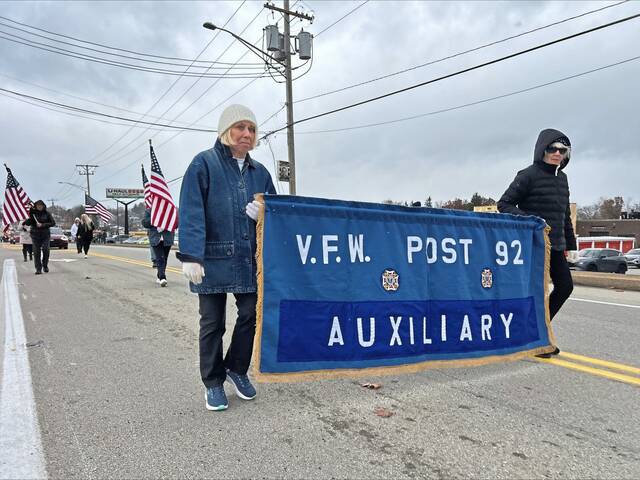 9037048_web1_VND-Lower-Burrell-Veterans-Day-parade-Nov-2025-008