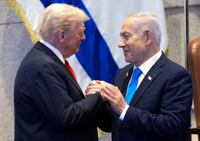 9038349_web1_2025-11-12T111442Z_680517853_RC2YAHARAU5G_RTRMADP_3_ISRAEL-PALESTINIANS-TRUMP-NETANYAHU