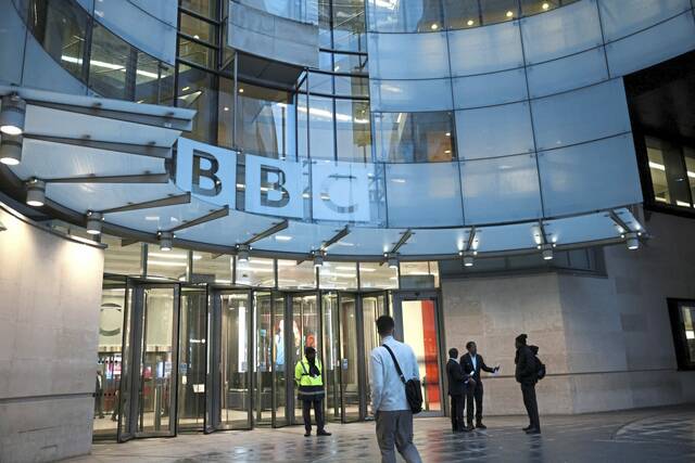 9038373_web1_2025-11-12T113201Z_2_LYNXMPELAB0IG_RTROPTP_4_BRITAIN-BBC