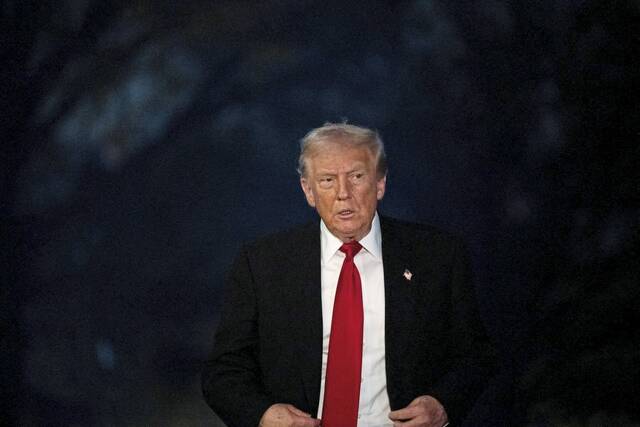 9038961_web1_2025-11-12T152301Z_3_LYNXMPELAB0VI_RTROPTP_4_HEALTH-INSURERS-STOCKS