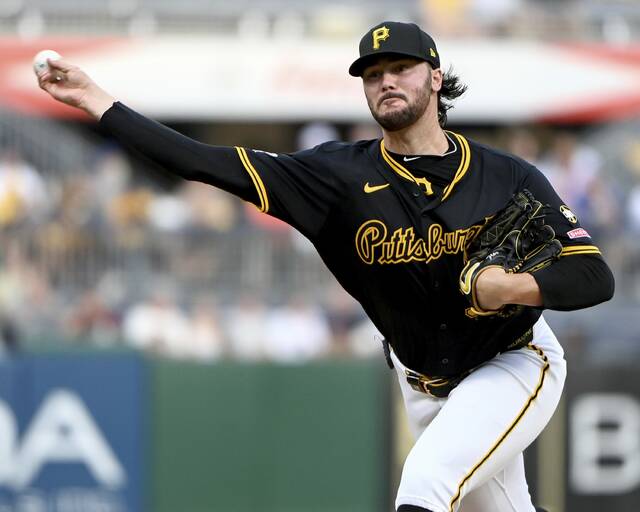 9039329_web1_ptr-BucsCubs04-091725