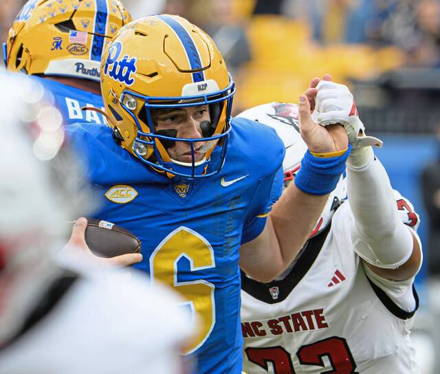 9039343_web1_gtr-PittNCst08-102625