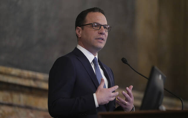 9040473_web1_AP25103544520136