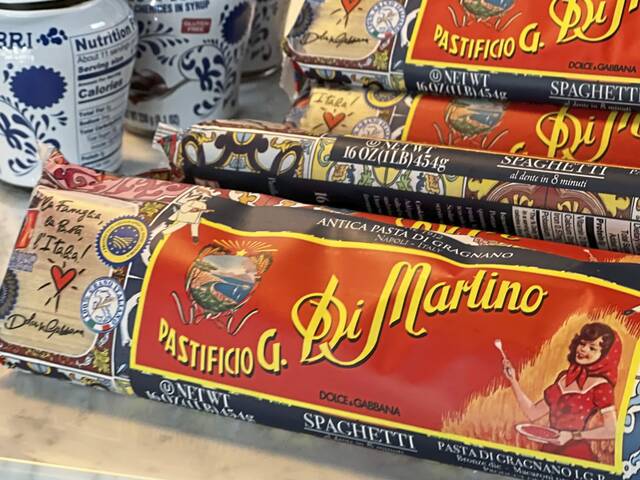 9042495_web1_ptr-market-111425-7