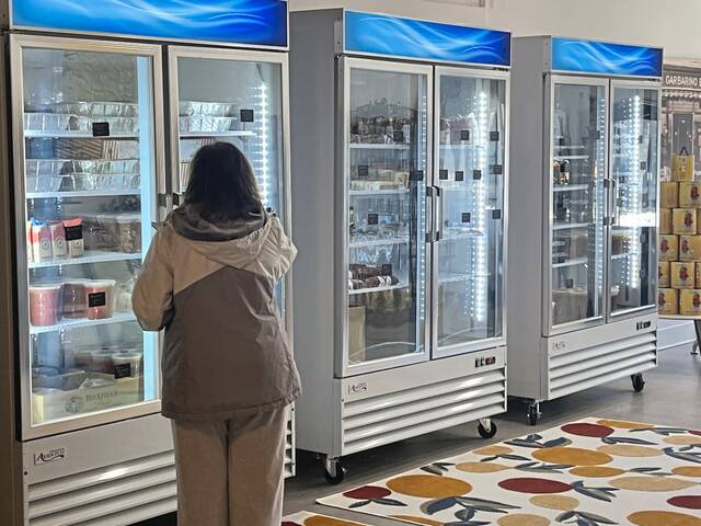 9042495_web1_ptr-market-111425-8