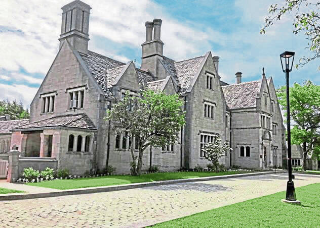 9042765_web1_her-newtour-041025