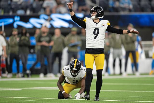 9043409_web1_ap25315206507798