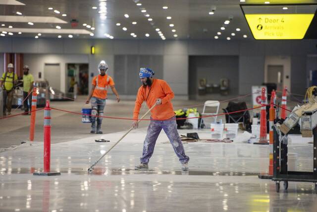 9043545_web1_PTR-AirportParking4-111325