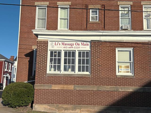 9043742_web1_gtr-massagearrest