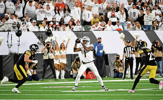 9043765_web1_ptr-SteelersBengals31-101725