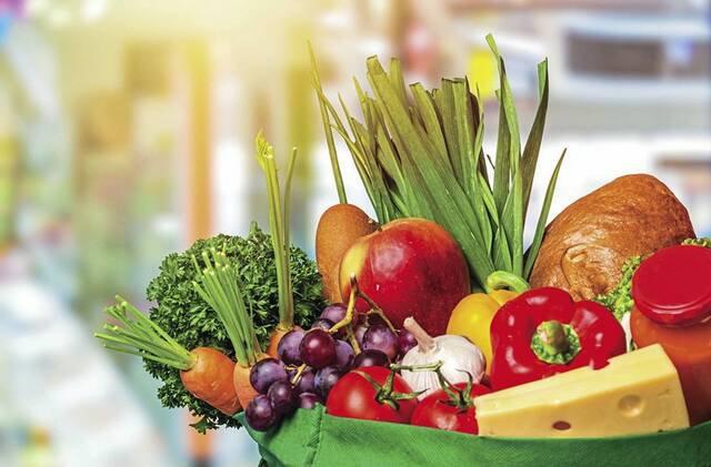 9046391_web1_Groceries-Veggies-WEB