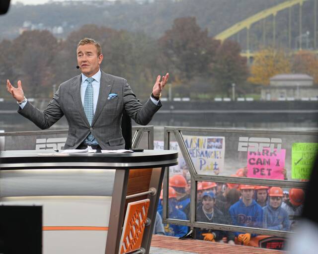 9046396_web1_gtr-PittGameDay1-111625