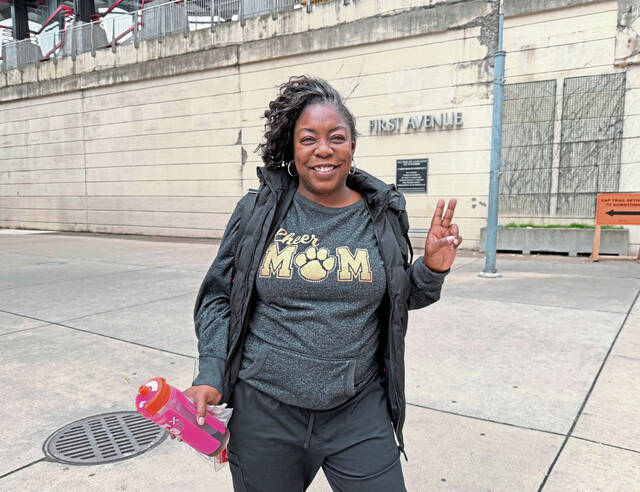 9046396_web1_ptr-EbonySmithPITT-ND-111625