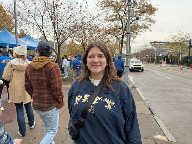 9046396_web1_ptr-gamedayscene02