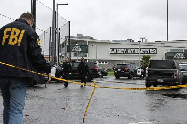 9046994_web1_AP25317798733483