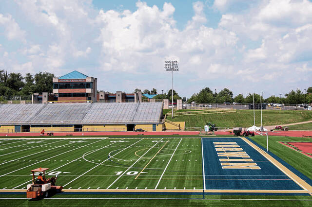 9047135_web1_gtr-NorwinTurf003-080719