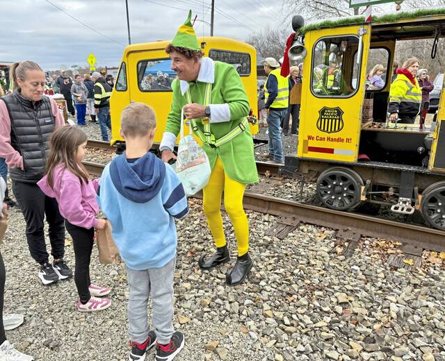 9047198_web1_gtr-railcars-111625--5-