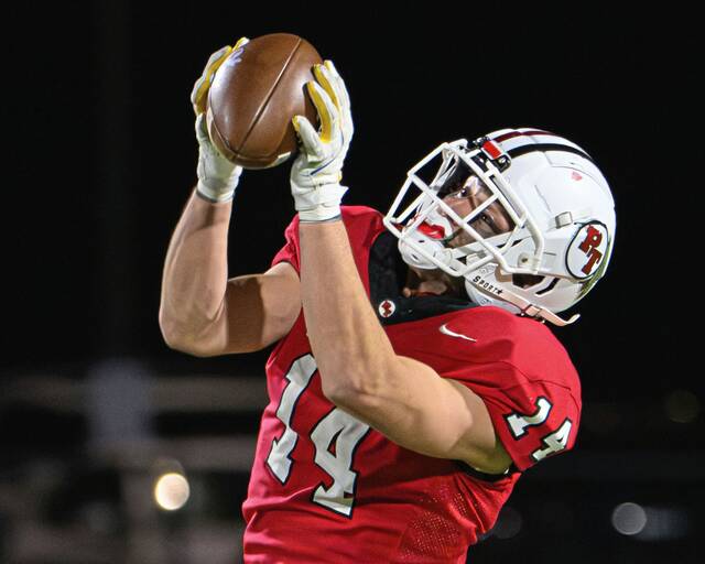 Relentless Peters Township defense shuts down Upper St. Clair, earns 5A finals rematch