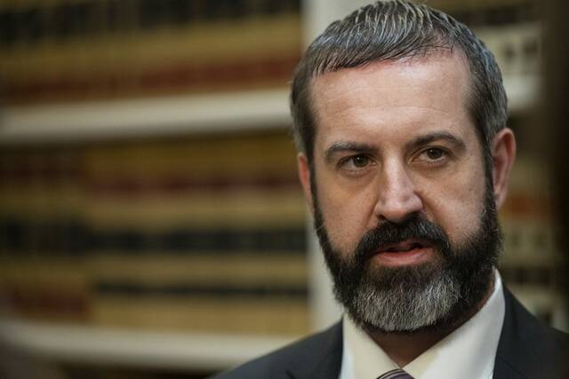 9047959_web1_GTR-Renesmay208-111525