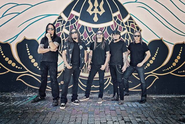 9048751_web1_ptr-Queensryche2-111525