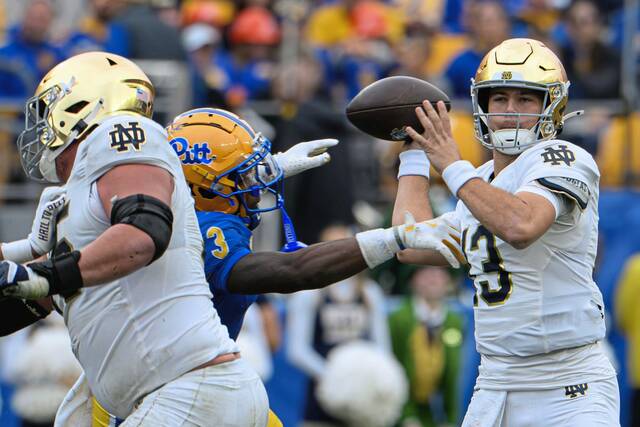 9049136_web1_gtr-Pitt7-111625