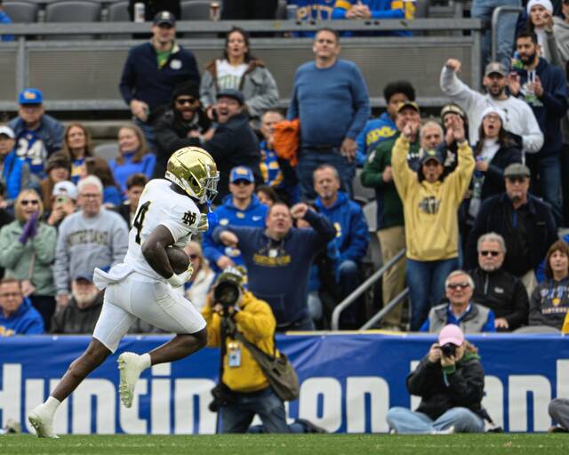 9049136_web1_gtr-PittND2-111625