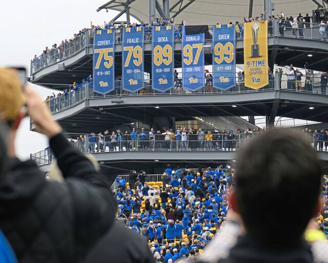 9049139_web1_gtr-AaronDonald2-111625