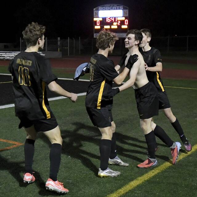 Bentworth nets overtime winner, claims 1st PIAA soccer title