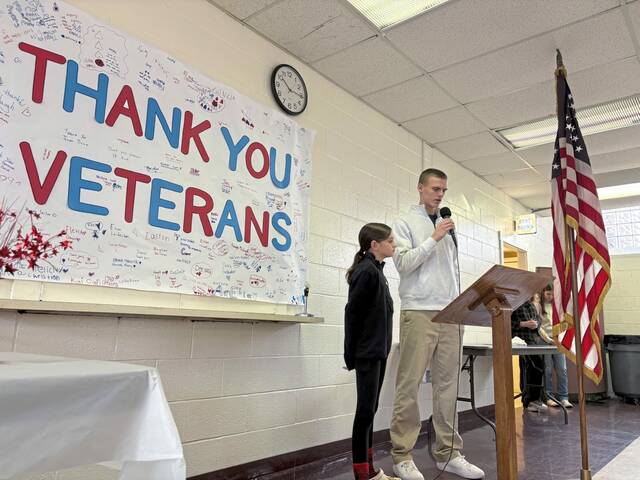 9049407_web1_vnd-vetsbreakfasts3-111625