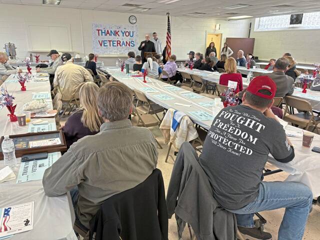 9049407_web1_vnd-vetsbreakfasts4-111625