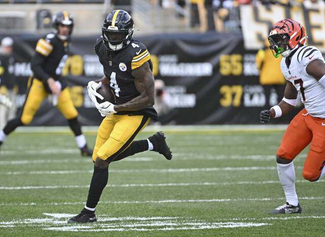 9051415_web1_ptr-SteelersBengals02-111725