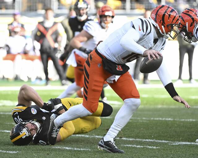 9051415_web1_ptr-SteelersBengals04-111725