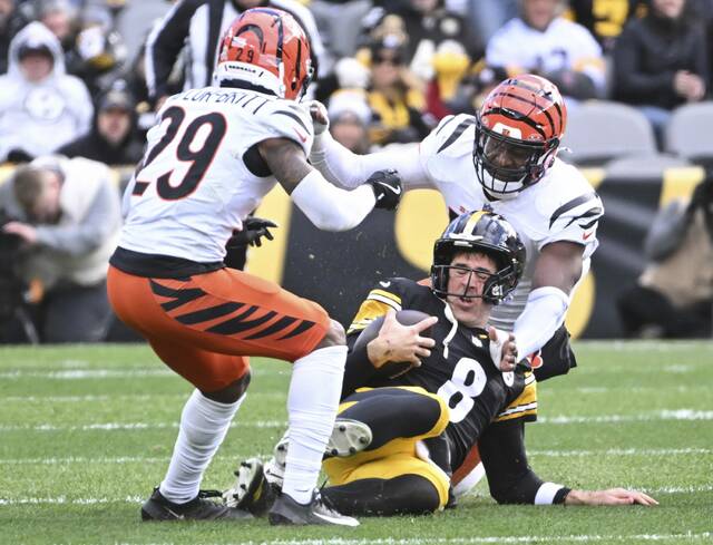 9051415_web1_ptr-SteelersBengals05-111725