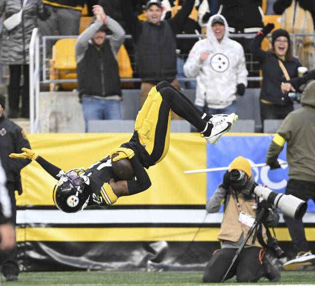 9051415_web1_ptr-SteelersBengals09-111725