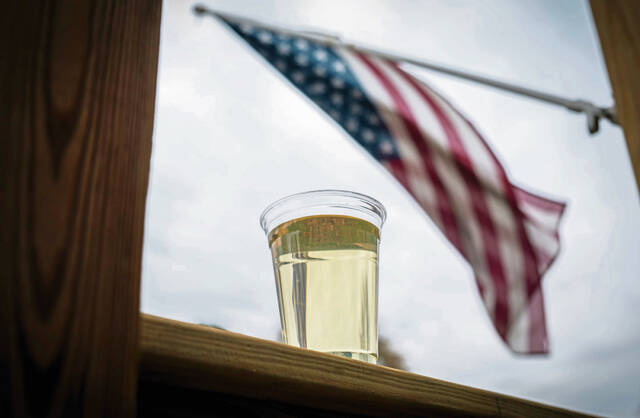 9054534_web1_vnd-trailerwater16-111525