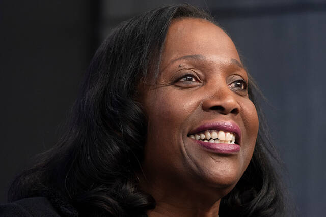 9055235_web1_9055235-d4f886d4864944449f668f646c11cef0