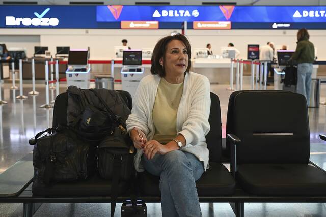 9055972_web1_ptr-dayoneairport006-111925