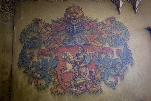 9056337_web1_her-sauer2-112025