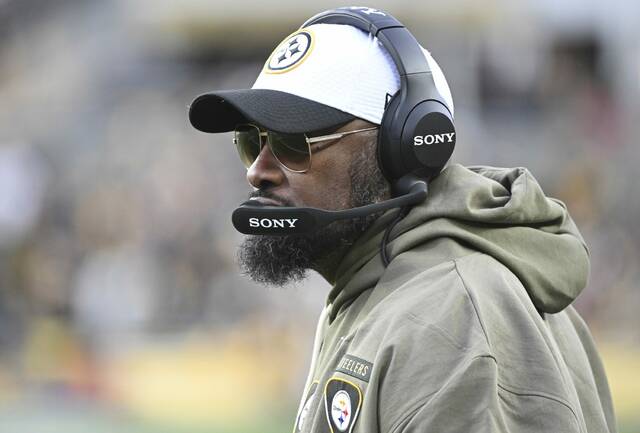 9056374_web1_ptr-Steelers29-111825