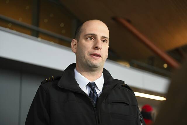 9056652_web1_ptr-dayoneairport014-111925