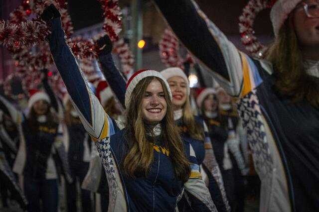 9056777_web1_gtr-lo-lightnorwin13-112125