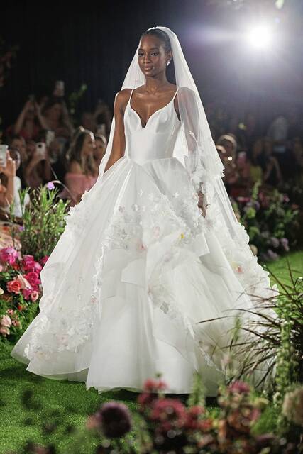 9056915_web1_ptr-HayleyPaige-LaVia-1