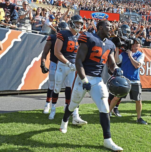 9057216_web1_gtr-steelers-bears19-092517