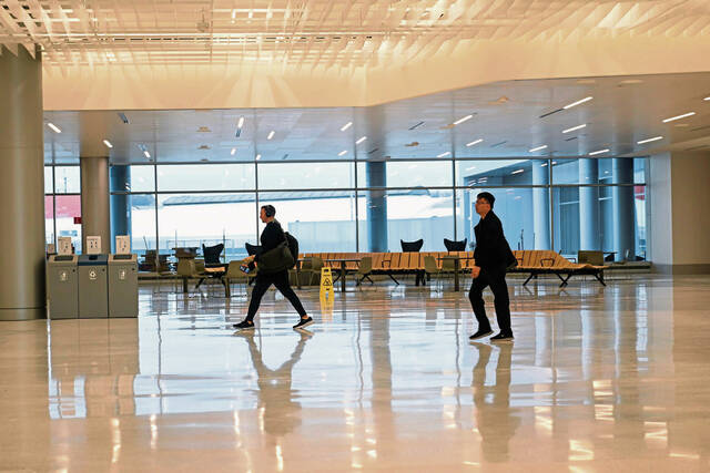 9057826_web1_ptr-dayoneairport007-111925